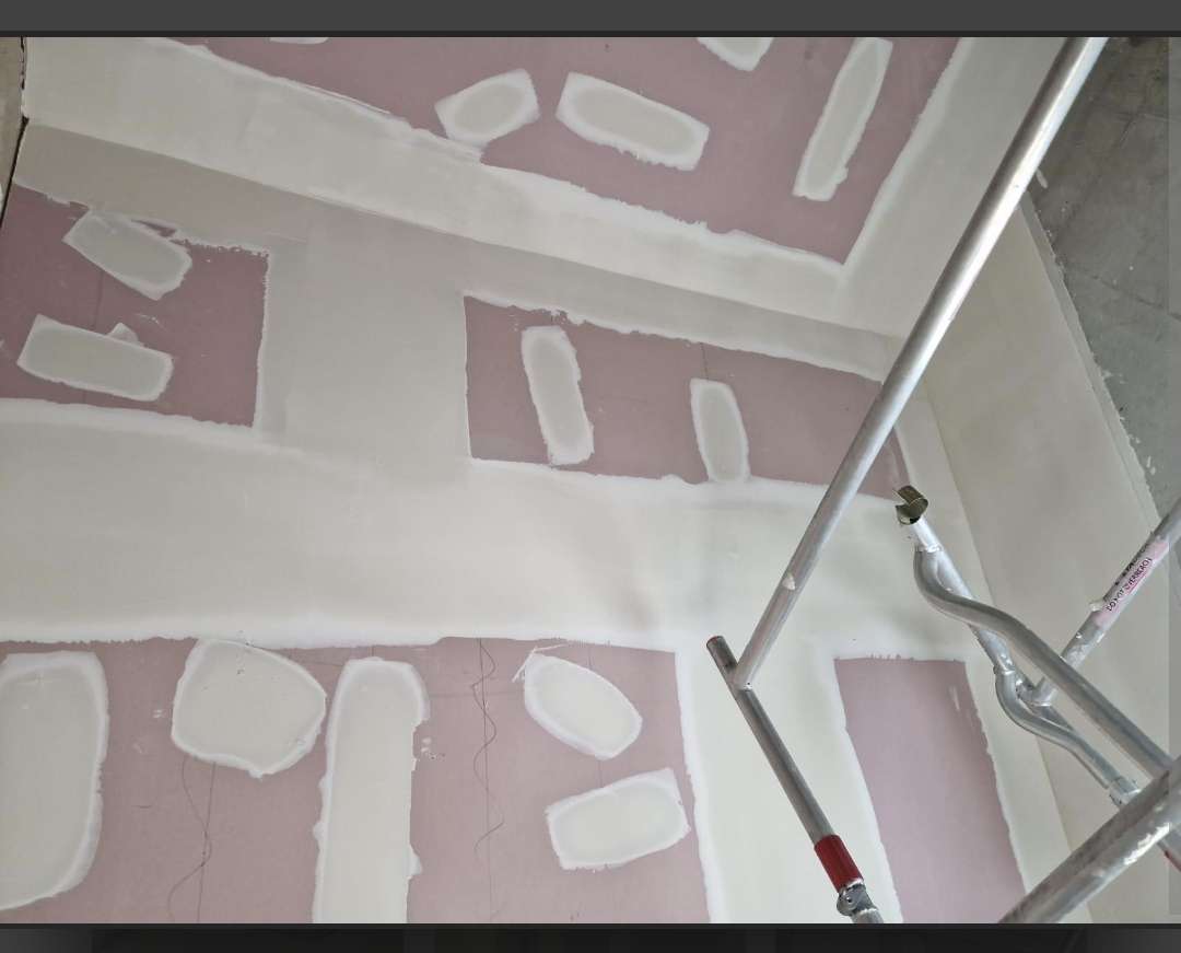 Wall panels with joint compound